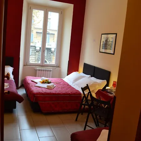 ベッド・アンド・ブレックファスト Enjoy ローマ