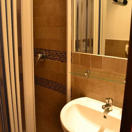 Bed & Breakfast Enjoy 2*